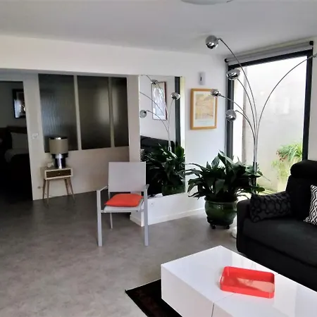 Apartment Un Jardin Toulousain Toulouse